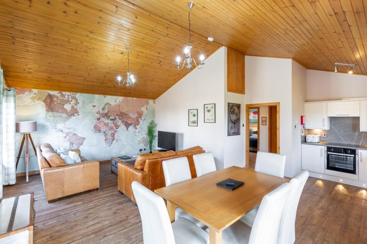 Douglas Fir Lodge With Hot Tub Cupar Extérieur photo